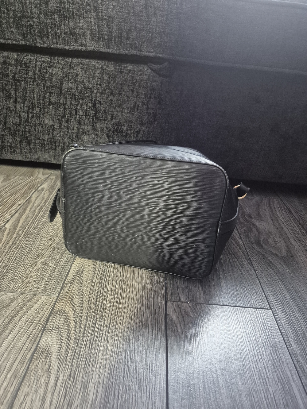 Louis Vuitton Black Epi Petit Noé Shoulder Bag - Vintage Made in France - AR0916 - Picture 6 of 13